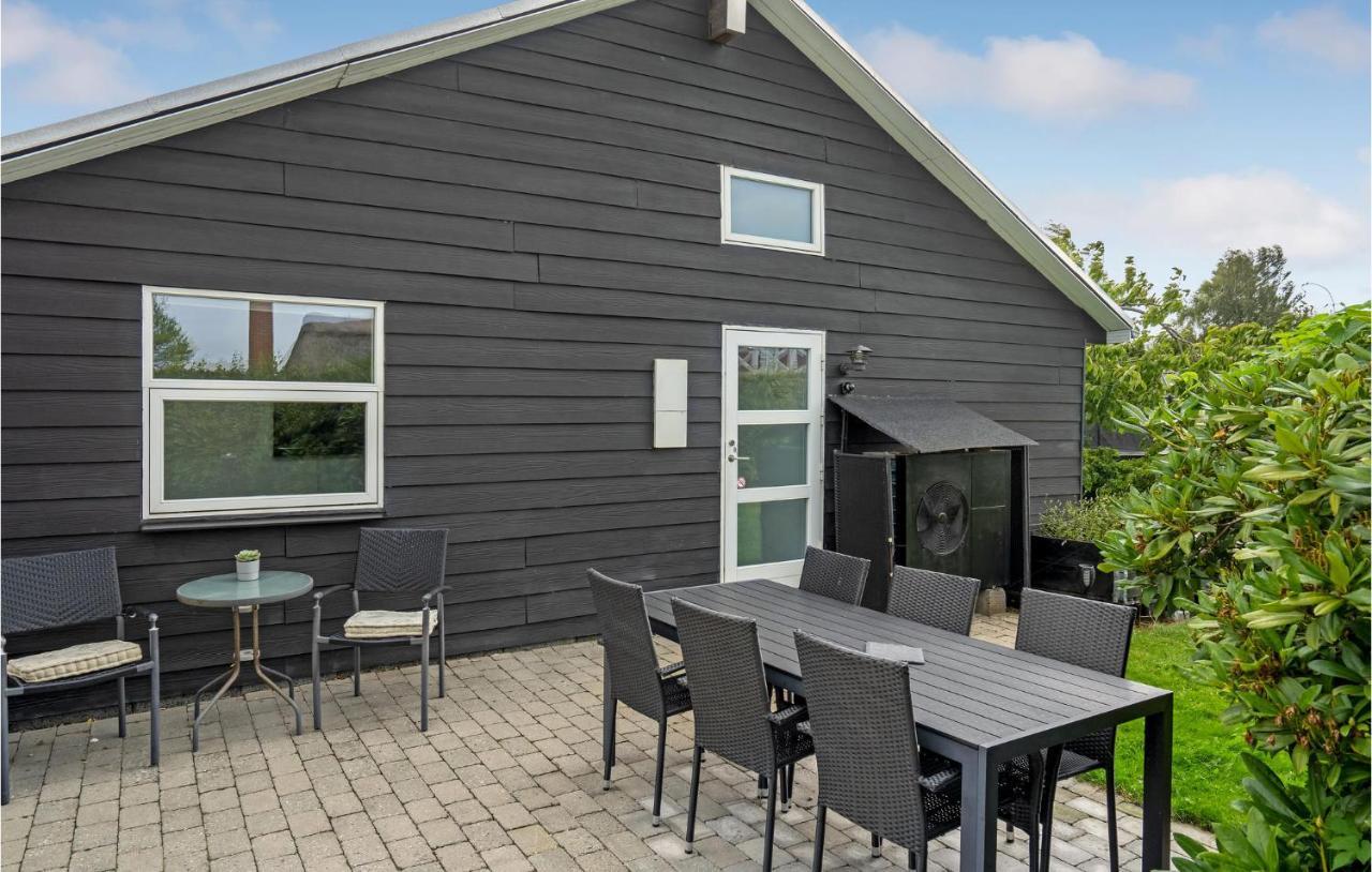 Beautiful In With Kitchen Holiday home *